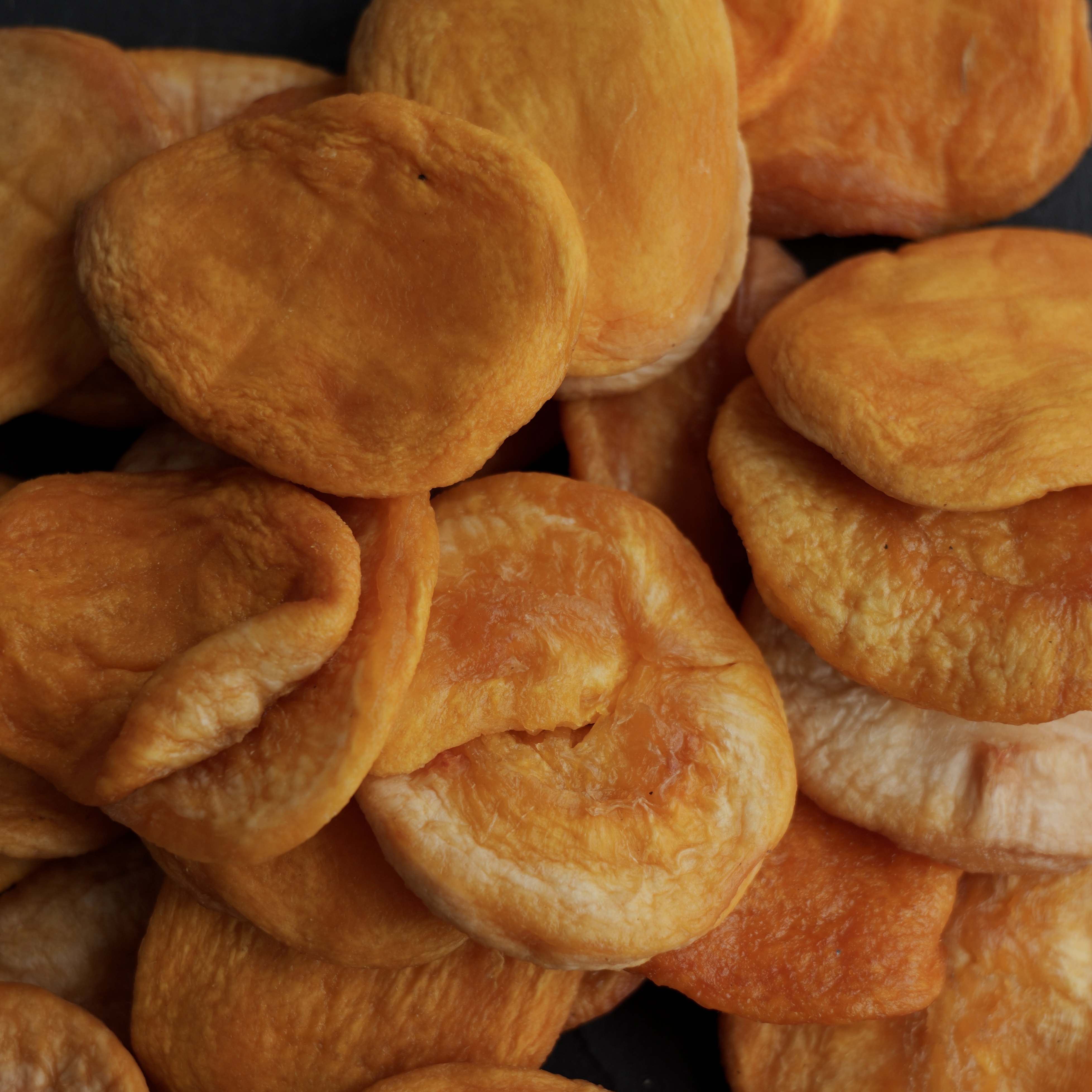 Персик сушеный